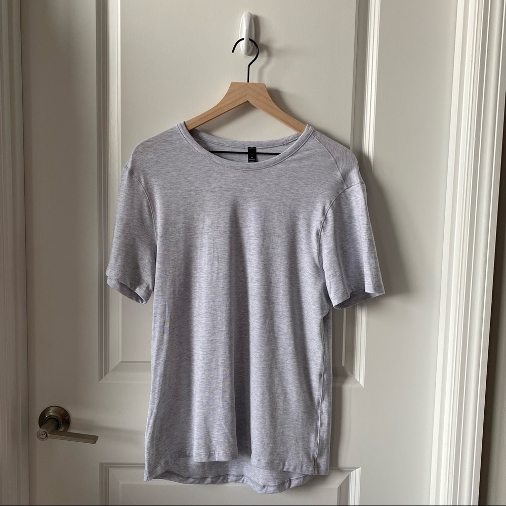 Lululemon | Men’s 5 Year Basic T